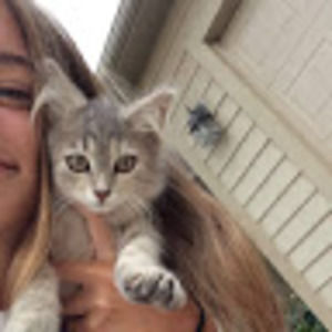 Meet your Posher, Brooke